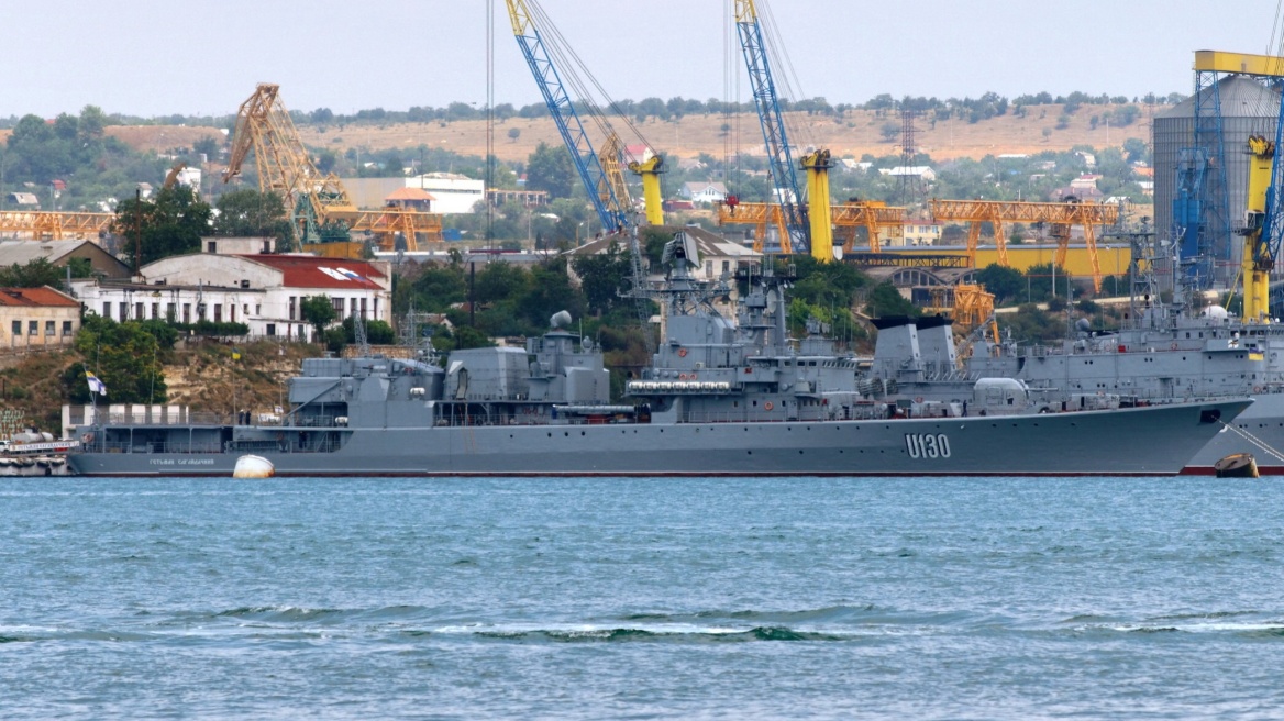 Αυτομόλησε η ναυαρχίδα του ουκρανικού στόλου 